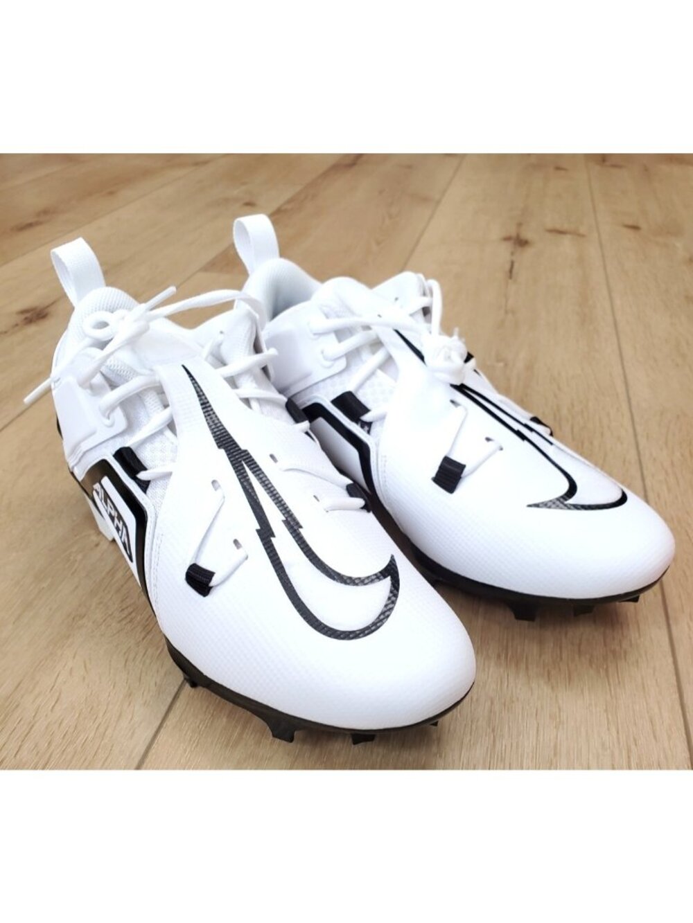 Mens 11.5 Nike Alpha Menace Pro 3 Low Football Cleats White / Black FB6834-100